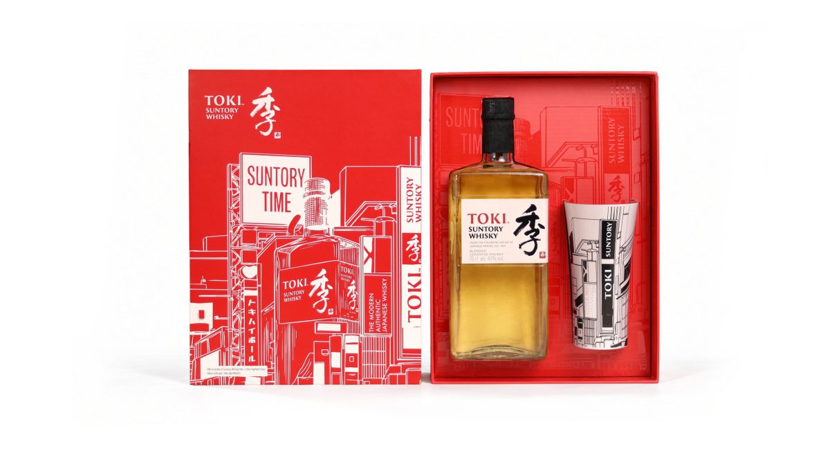 Bên trong hộp quà Suntory Toki Tết 2027