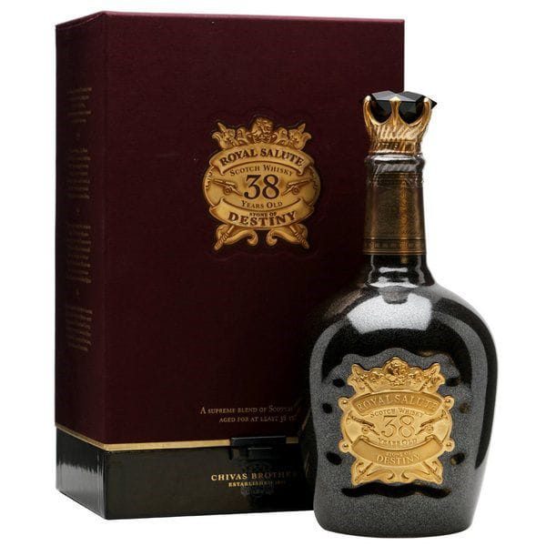 Chivas 38 Năm Royal Salute 700 ml