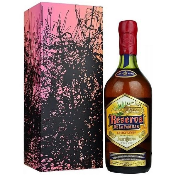 Jose Cuervo Reserva Dela Familia 700 ml Jose Cuervo Reserva Dela Familia 700 ml