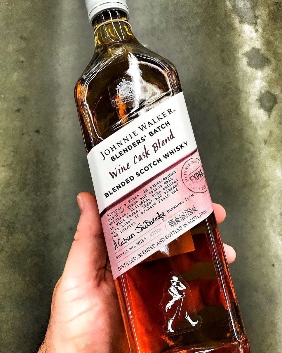 Rượu Johnnie Walker Wine Cask 1000ml
