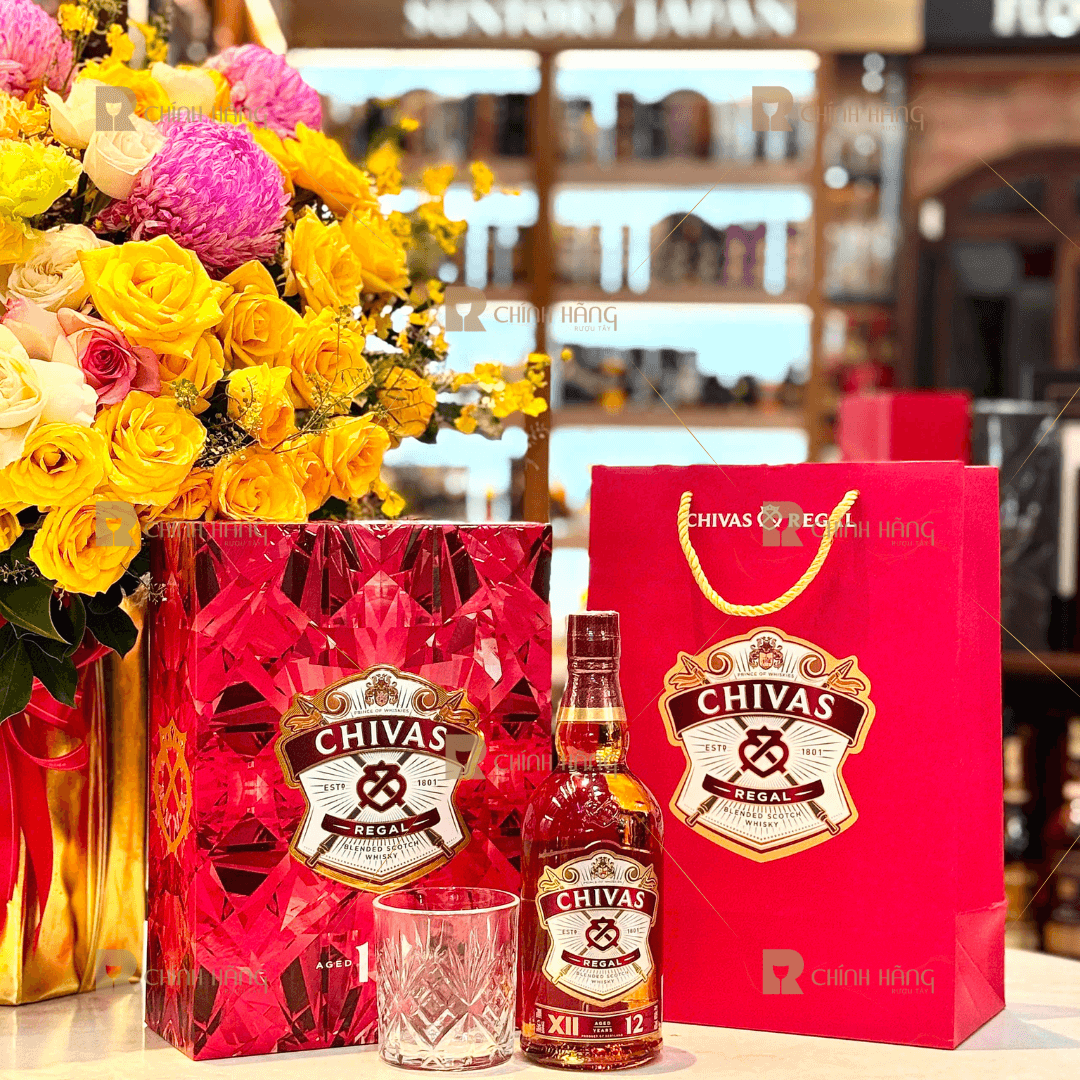 Chivas 12 Năm - Hộp Quà Tết 2026 700 ml - hình mô tả 2
