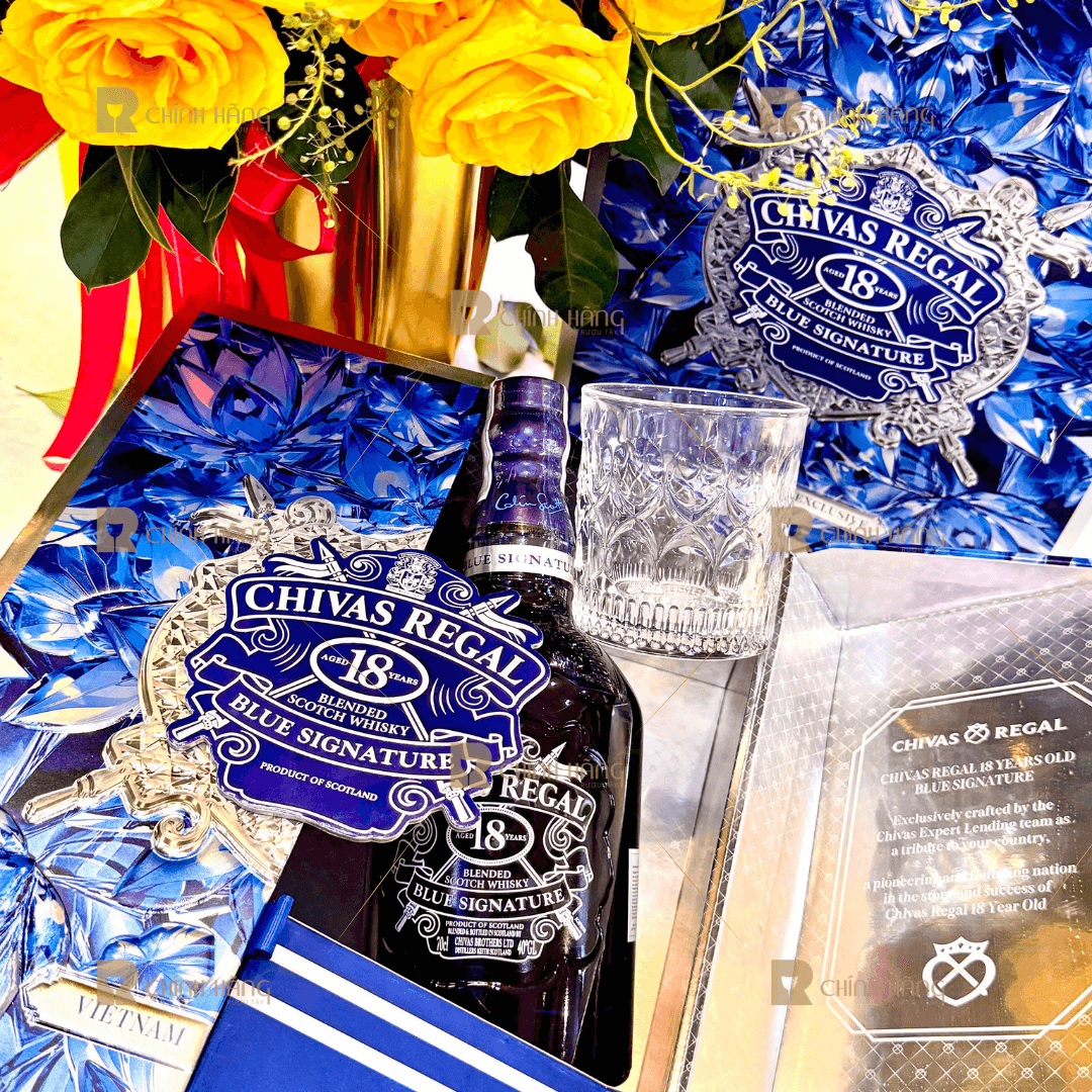 Chivas 18 Năm Blue - Hộp Quà Tết 2026 700 ml - hình mô tả 2