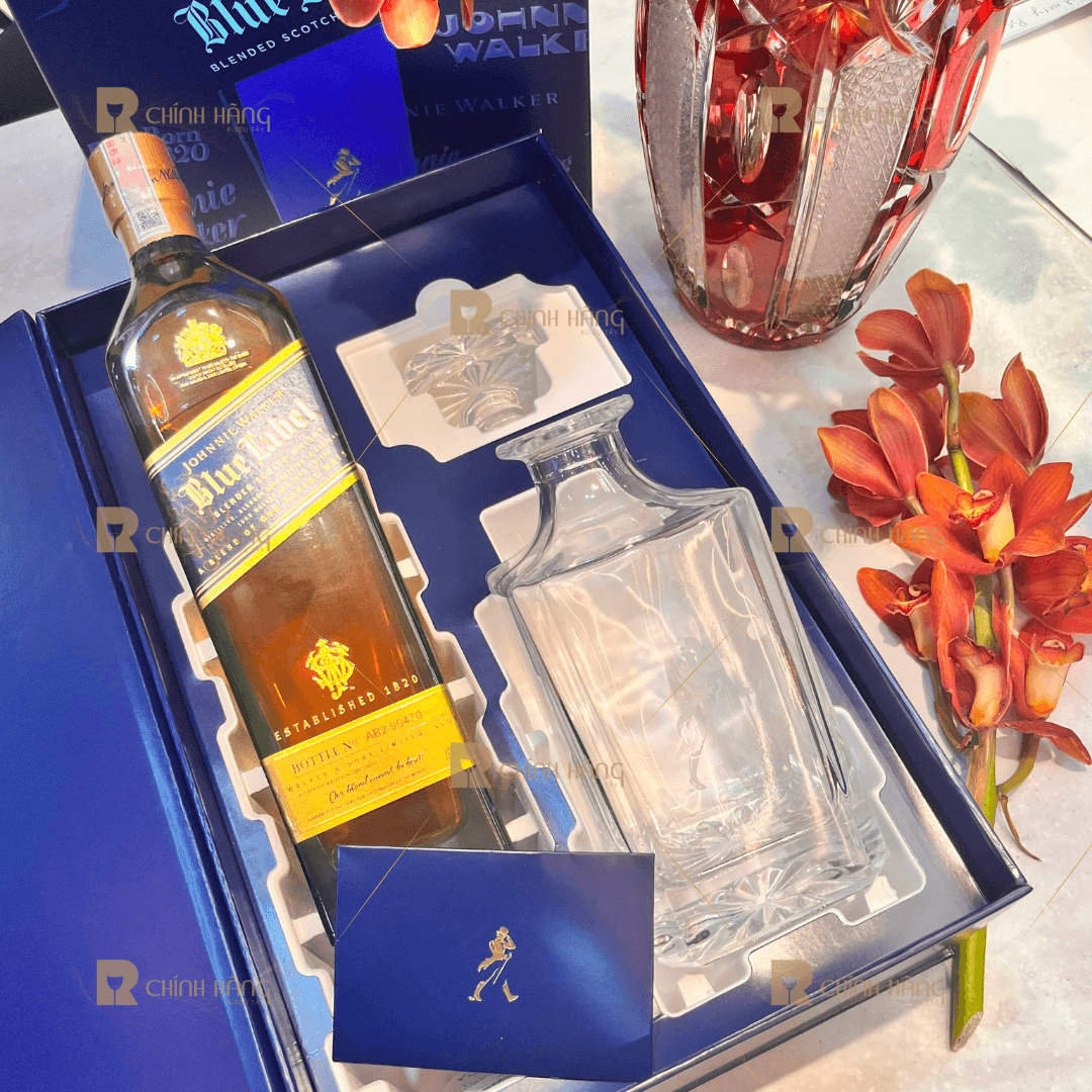 Johnnie Walker Blue Label - Hộp Quà Tết 2026 750 ml - hình mô tả 2