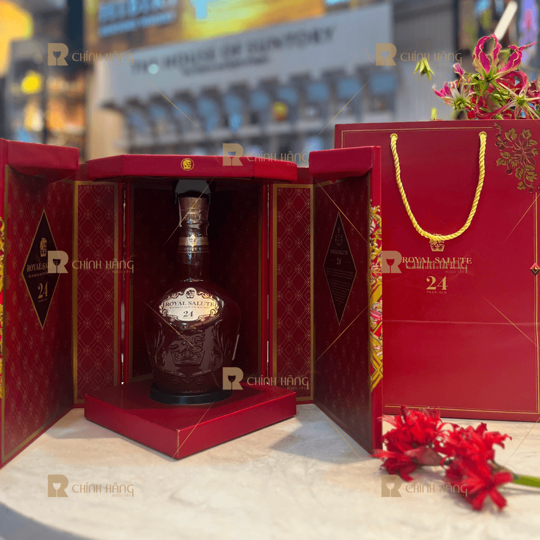 Chivas 24 Năm - Hộp Quà Tết 2026 700 ml - hình mô tả 2