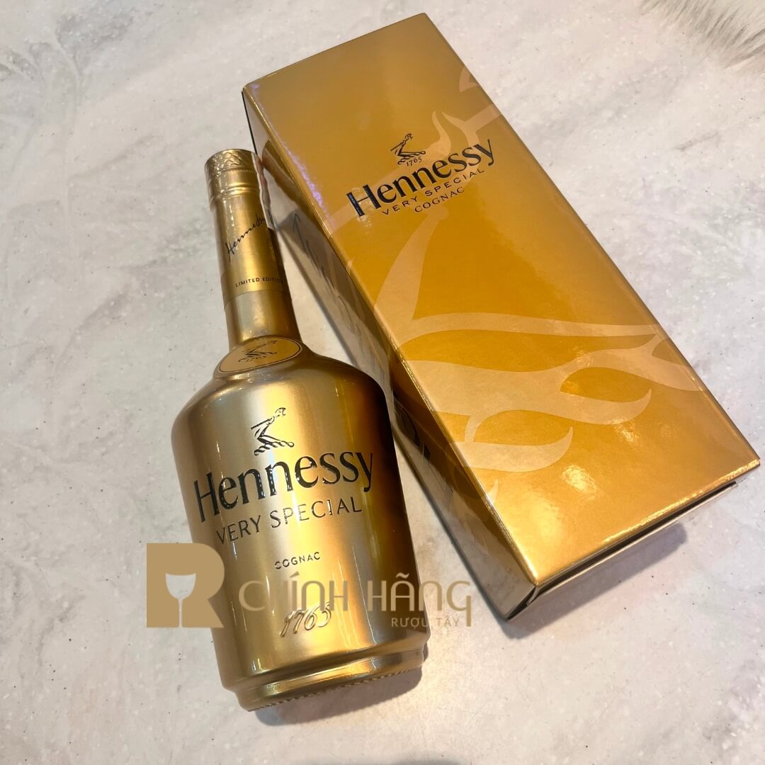 Hennessy VS Tết 2024 700 ml - hình mô tả 2