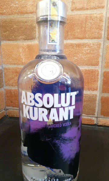 Rượu Absolut Kurant